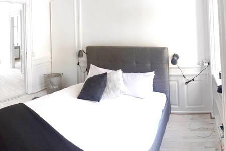 Modern Living In Historical Building Apartamento *